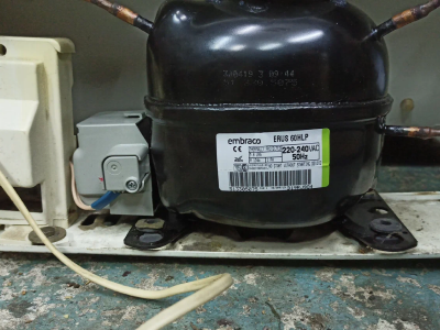 Ремонт холодильника Hyundai CC3093FIX в СПБ по Народная улица, д. 105